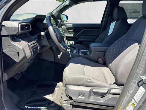 New 2026 Toyota Tacoma SR5 AWD/4WD image 4