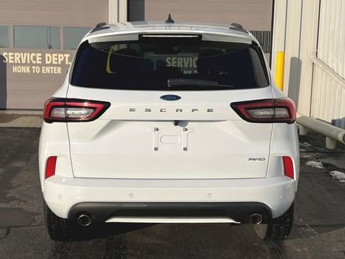Used 2023 Ford Escape ST-Line w/ Tech Pack #1 image 8