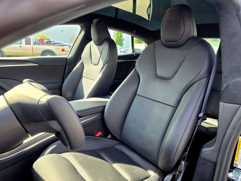 Used 2021 Tesla Model S Plaid AWD/4WD image 28