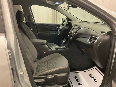 Used 2022 Chevrolet Equinox LT image 30