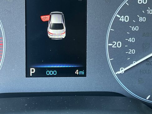 New 2025 Toyota Corolla LE image 22