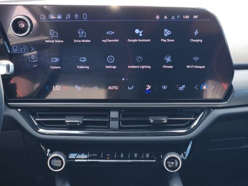 New 2026 Chevrolet Equinox EV RS image 9