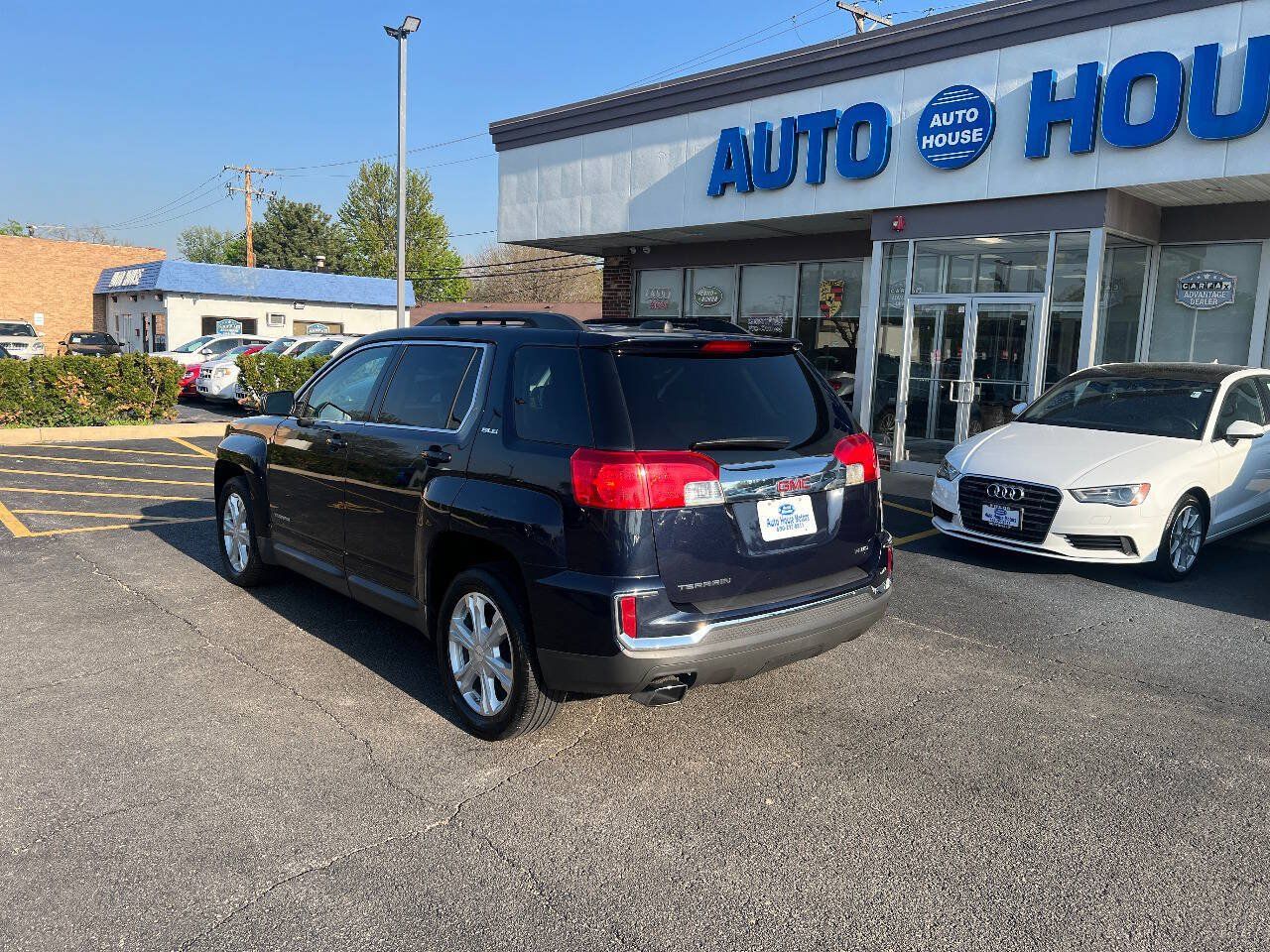 Used 2017 GMC Terrain SLE w/ Convenience Package AWD/4WD image 11