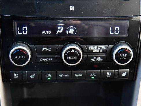 Used 2022 Subaru Ascent Touring image 25