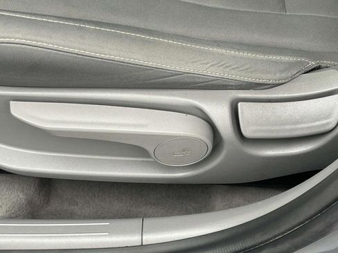 Used 2024 Hyundai Elantra SEL FWD image 16