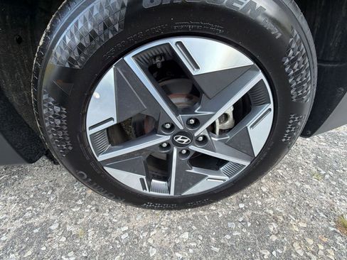 Used 2025 Hyundai Tucson SEL FWD image 12