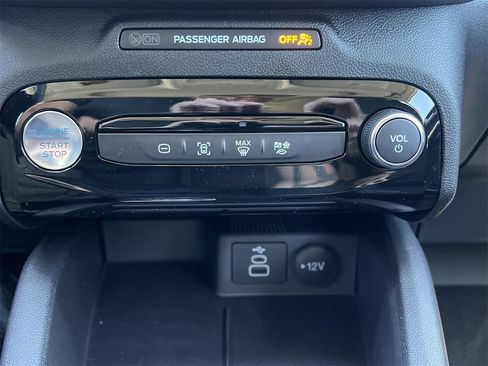 New 2026 Ford Escape SE image 6