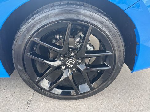 Used 2024 Honda Civic Sport image 11