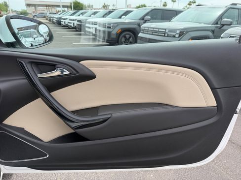 Used 2016 Buick Cascada Premium image 16