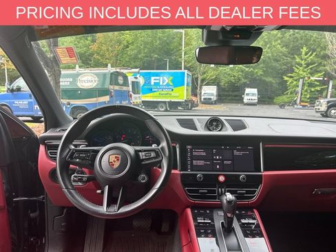 Used 2023 Porsche Macan Turbo AWD/4WD image 2