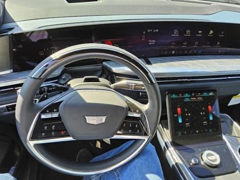Used 2025 Cadillac Escalade IQ Luxury 2 w/ LPO, Premium Carpet Package AWD/4WD image 3