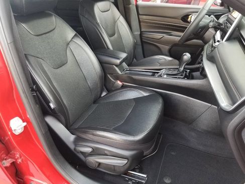 Certified 2023 Jeep Compass Limited image 12