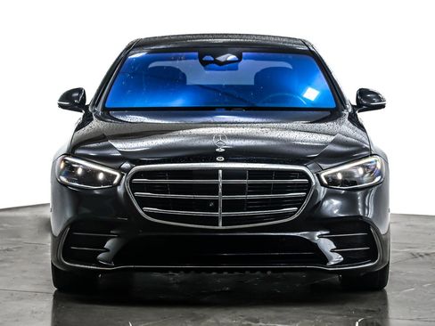 Used 2023 Mercedes-Benz S 500 4MATIC image 4