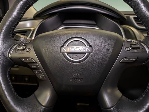 Certified 2024 Nissan Murano SV w/ SV Midnight Edition Package image 18