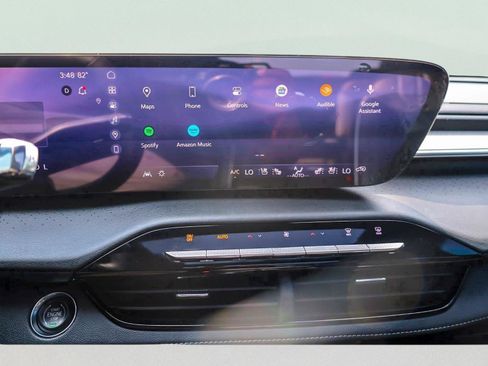Used 2025 Buick Enclave Avenir w/ Trailering Package, 5000 lbs. FWD image 22