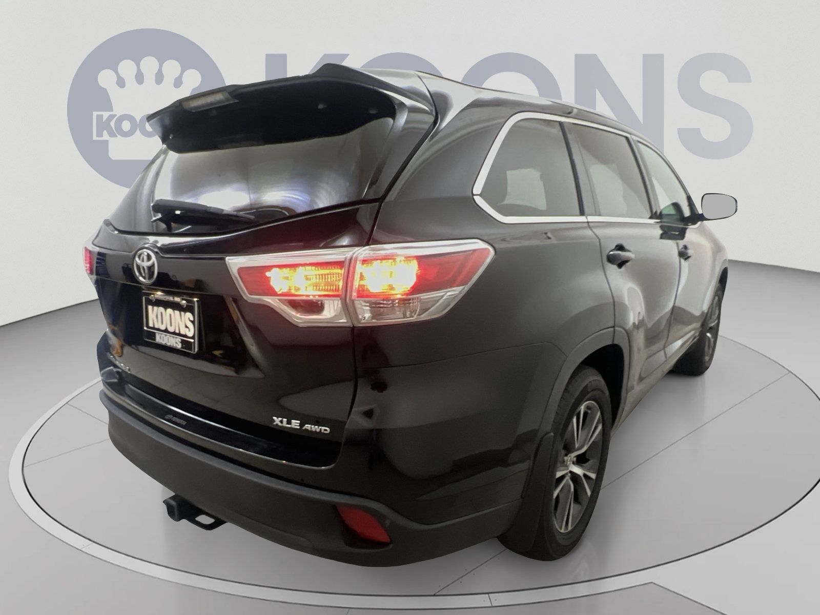 Used 2016 Toyota Highlander XLE AWD/4WD image 8