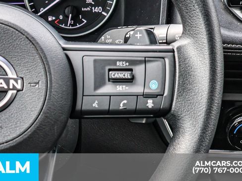 Used 2024 Nissan Rogue SV FWD image 36