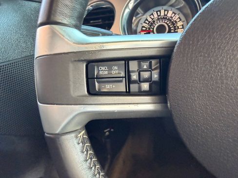 Used 2013 Ford Mustang Premium image 17