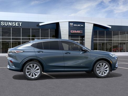 New 2026 Buick Envista Avenir FWD image 5