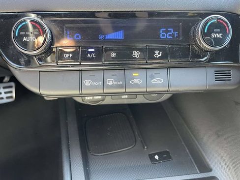 Certified 2025 Hyundai Elantra Sport FWD image 27