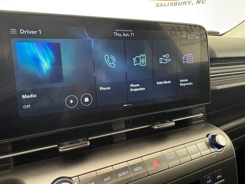 Used 2026 Hyundai Kona SEL Sport FWD image 15