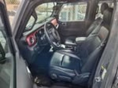 Used 2021 Jeep Wrangler Unlimited Rubicon w/ Cold Weather Group image 5