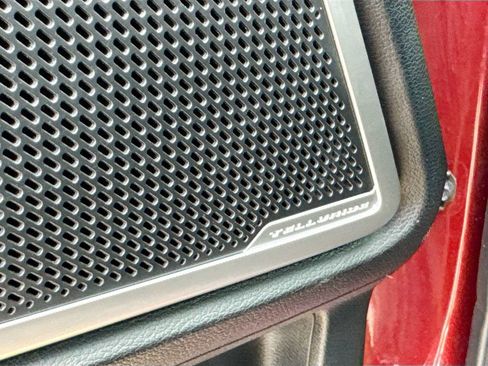 Used 2023 Kia Telluride S FWD image 19
