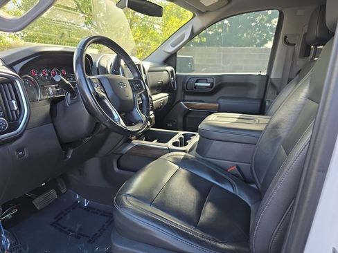 Used 2019 Chevrolet Silverado 1500 LT Trail Boss AWD/4WD image 10