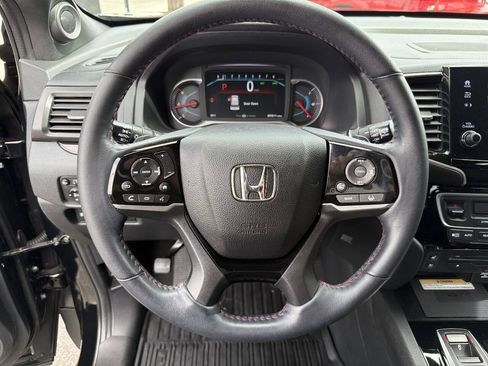 Used 2022 Honda Pilot Black Edition image 40