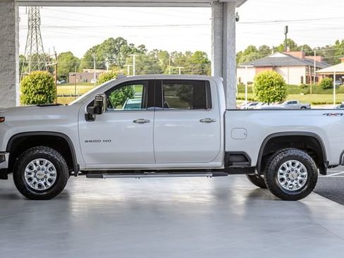 Used 2024 Chevrolet Silverado 2500 LTZ AWD/4WD image 55
