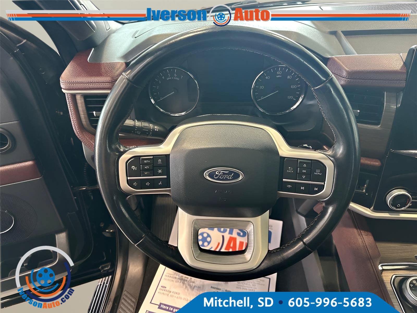 Used 2024 Ford Expedition Max Limited AWD/4WD image 22