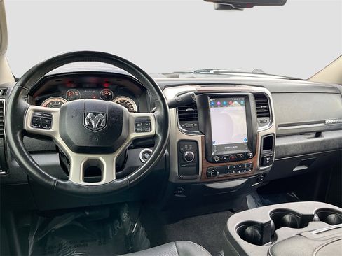 Used 2018 RAM 2500 Laramie w/ Convenience Group image 24