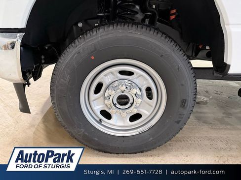 New 2026 Ford F250 XL AWD/4WD image 6