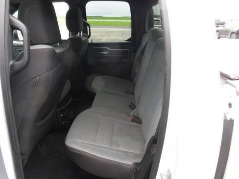 Used 2022 RAM 1500 Big Horn AWD/4WD image 11