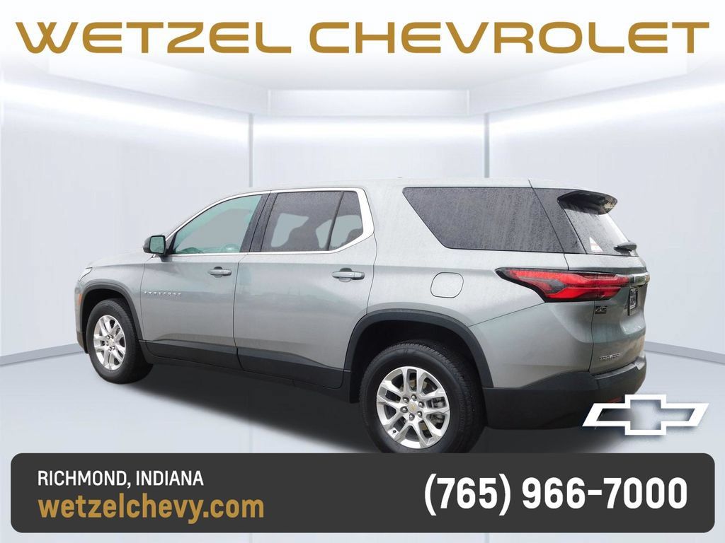 Certified 2023 Chevrolet Traverse LS FWD image 5