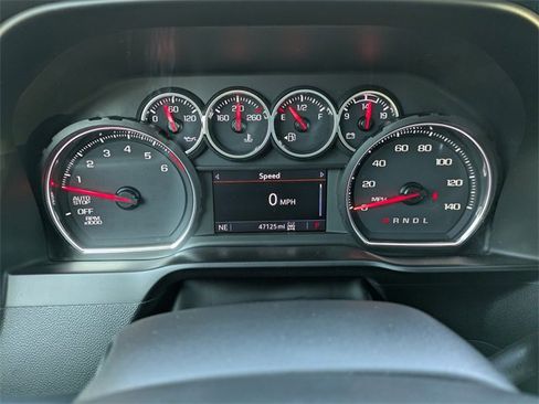 Used 2021 Chevrolet Silverado 1500 LT Trail Boss w/ Convenience Package II image 30