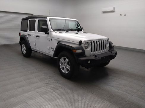 Used 2018 Jeep Wrangler Unlimited Sport S image 13