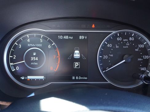 New 2025 Nissan Versa SV w/ Trunk Package image 20