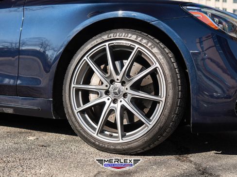 Used 2018 Mercedes-Benz S 560 Sedan w/ AMG Line Exterior image 10