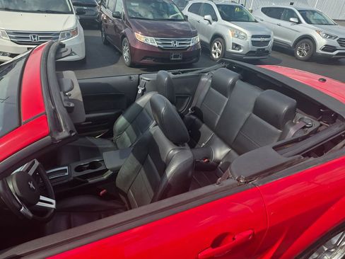 Used 2007 Ford Mustang Deluxe RWD image 20