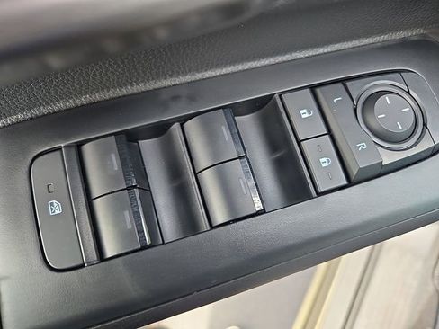 New 2026 Toyota Tacoma TRD Off-Road AWD/4WD image 12