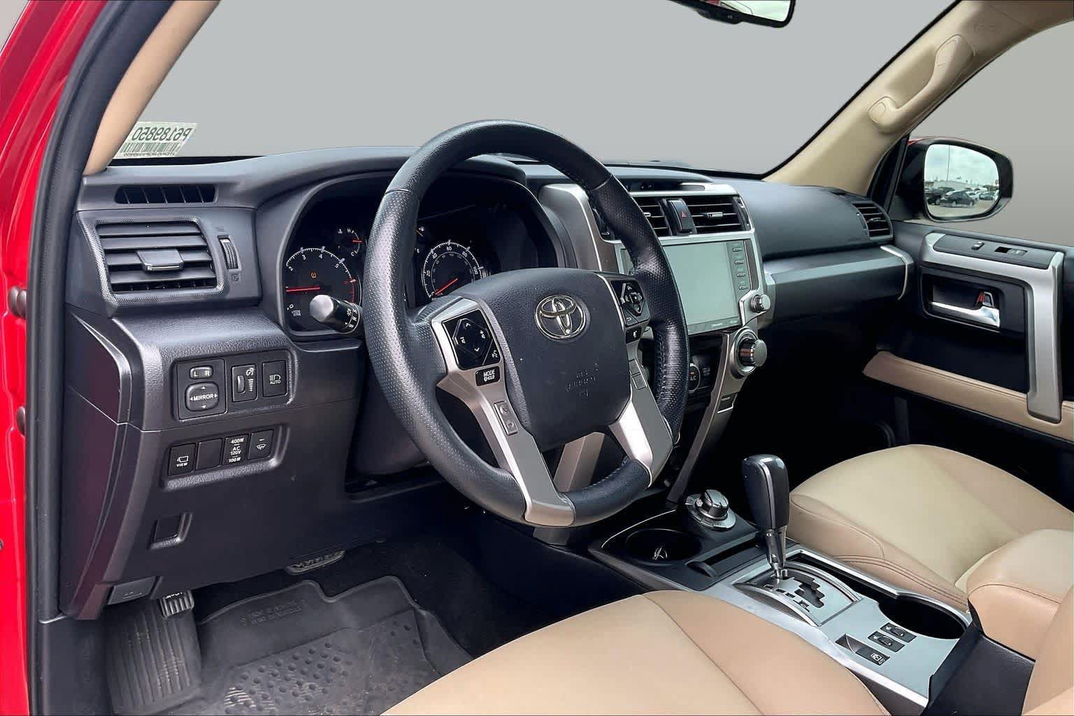 Used 2023 Toyota 4Runner SR5 Premium w/ Moonroof Package AWD/4WD image 17