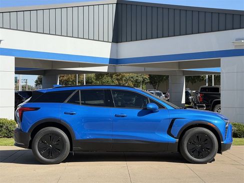 New 2026 Chevrolet Blazer EV LT image 3