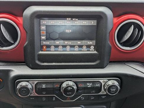 Used 2019 Jeep Wrangler Unlimited Rubicon w/ Safety Group AWD/4WD image 14
