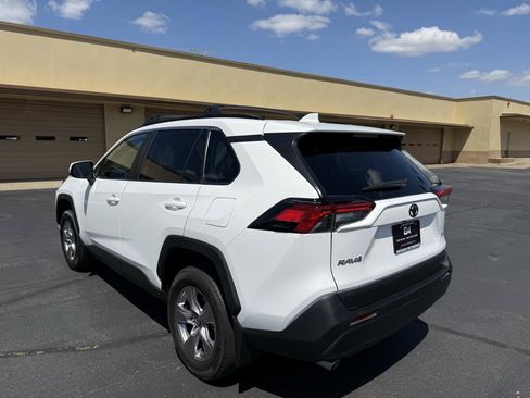 Used 2023 Toyota RAV4 XLE FWD image 5