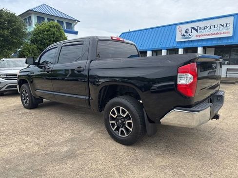 Used 2015 Toyota Tundra SR5 w/ TRD Off Road Package AWD/4WD image 6