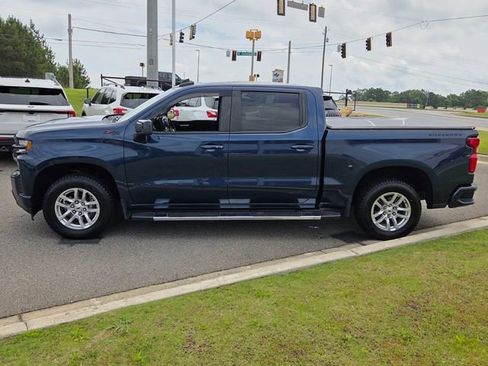 Used 2021 Chevrolet Silverado 1500 RST w/ Bed Protection Package AWD/4WD image 4