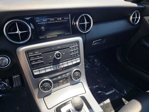 Used 2020 Mercedes-Benz SLC 300 image 23