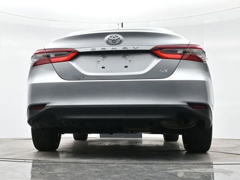 Used 2022 Toyota Camry LE image 26
