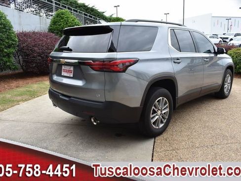 Used 2023 Chevrolet Traverse LT FWD image 11